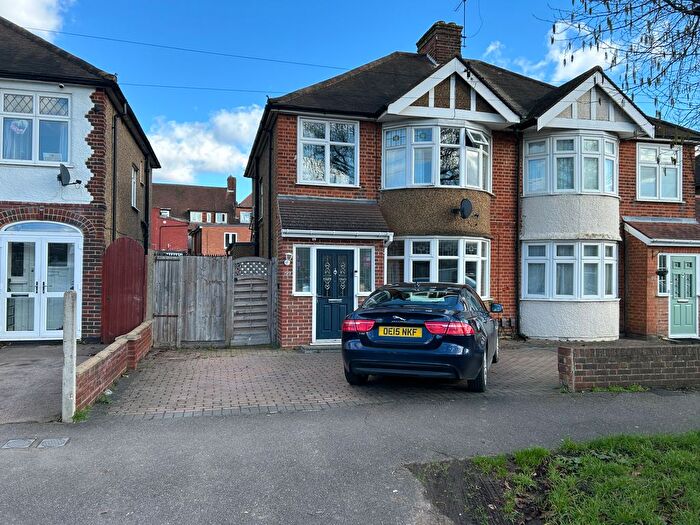 3 Bedroom Semi Detached House To Rent In Hamilton Avenue, Tolworth, Surbiton, KT6