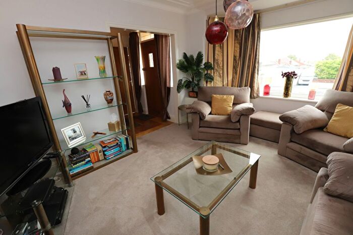 2 Bedroom Bungalow For Sale In Hilda Avenue, Tottington, Bury, BL8