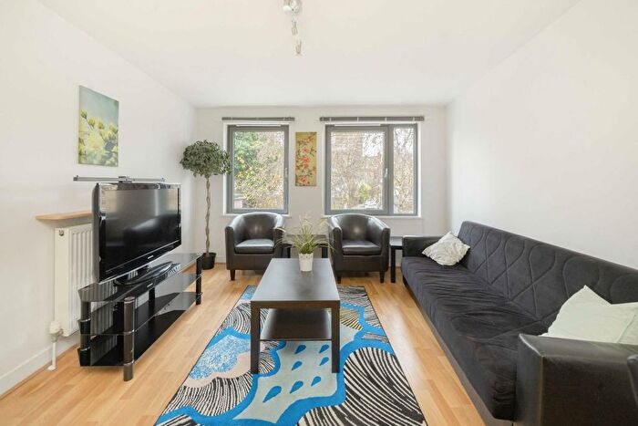 2 Bedroom Flat For Sale In Normandy Place, Bourbon Lane, London, W12