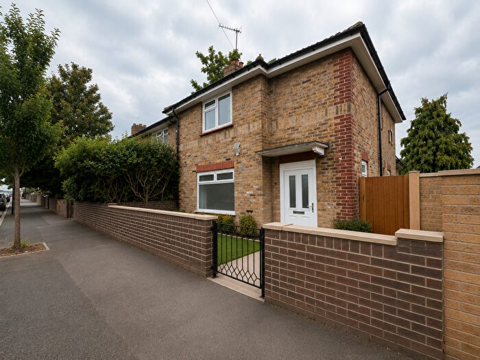 3 Bedroom House To Rent In Argyle Road, London, E16