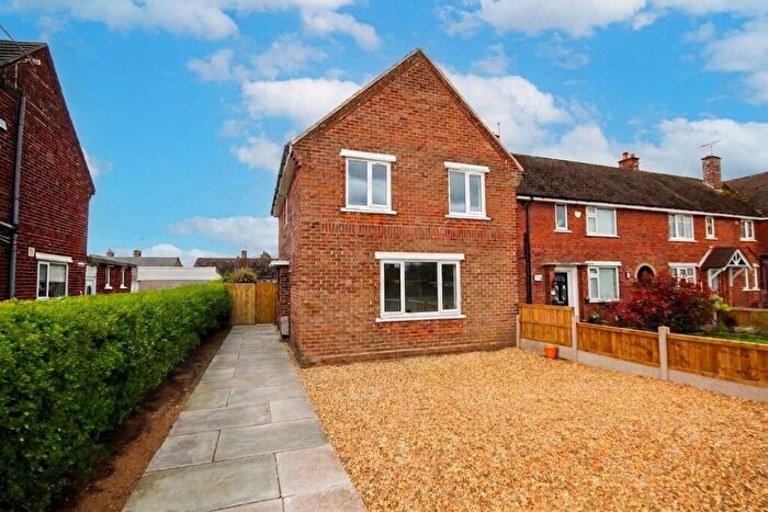 3 Bedroom End Of Terrace House For Sale In Lime Avenue, Weaverham, CW8