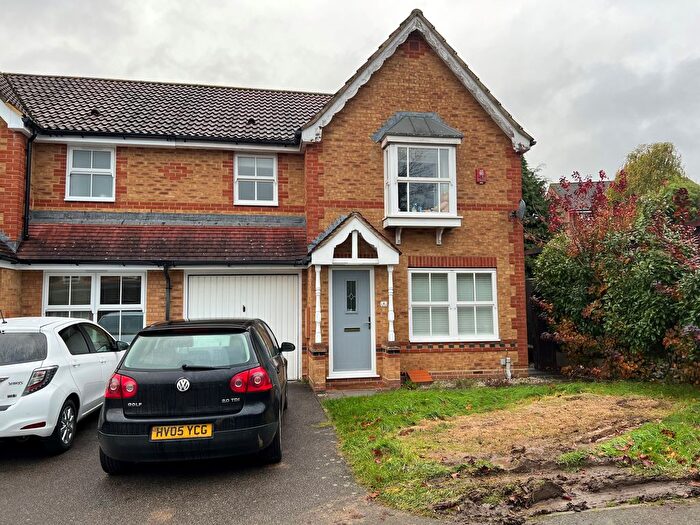 3 Bedroom Property To Rent In Phillips Close, Crawley, RH10