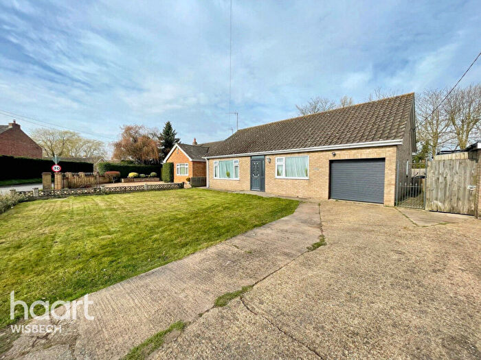 2 Bedroom Detached Bungalow For Sale In Needham Bank, Friday Bridge, PE14