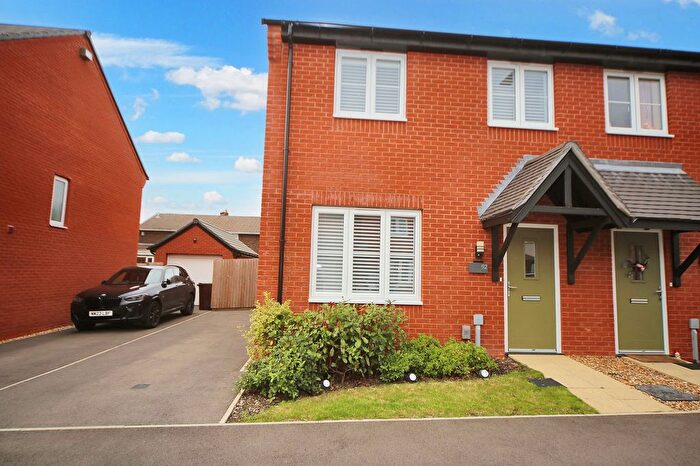 3 Bedroom Semi-Detached House For Sale In Bullrush Meadow, Standish, WN6