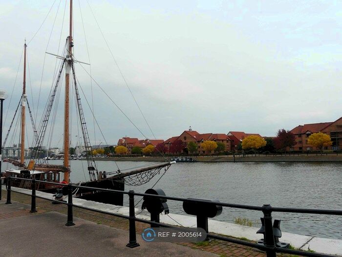 1 Bedroom Flat To Rent In Cumberland Close, Bristol, BS1