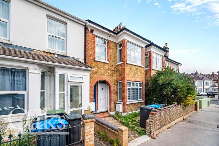 1 Bedroom Maisonette To Rent In Napier Road, South Norwood, SE25