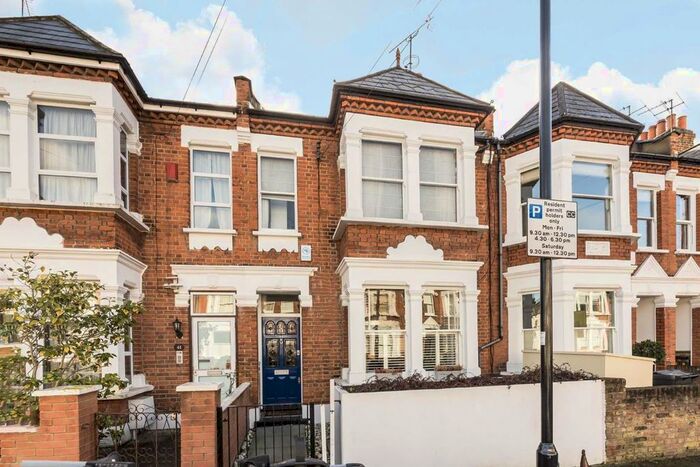 5 Bedroom Property To Rent In Wilton Avenue, London, W4
