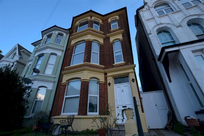 2 Bedroom Flat To Rent In Baldslow Road, Hastings, TN34