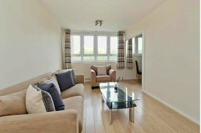 3 Bedroom Flat To Rent In Semley Place, London, SW1W