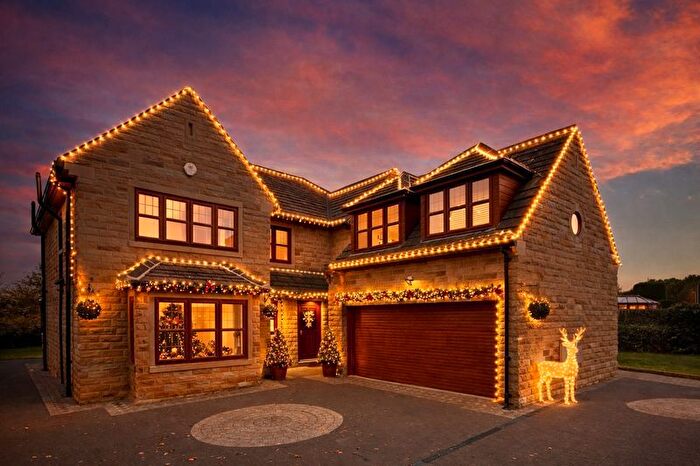 5 Bedroom Detached House For Sale In Doncaster Road, North Elmsall, WF9