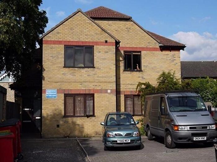 1 Bedroom Flat To Rent In Arden Mews, London, E17