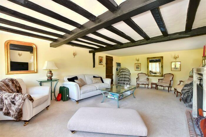 4 Bedroom Detached House For Sale In Holtye Road, East Grinstead, West Sussex, RH19