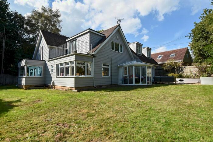 6 Bedroom Detached House For Sale In Briar Close, Fairlight, Hastings, TN35