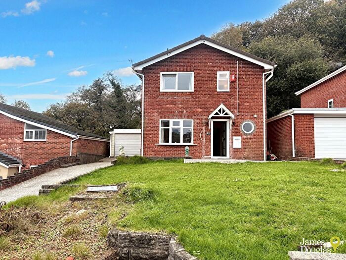 4 Bedroom Detached House For Sale In Bryn Rhedyn, Coed-Y-Cwm, Pontypridd, CF37