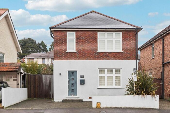 3 Bedroom House For Sale In Queens Road, Poole, BH14