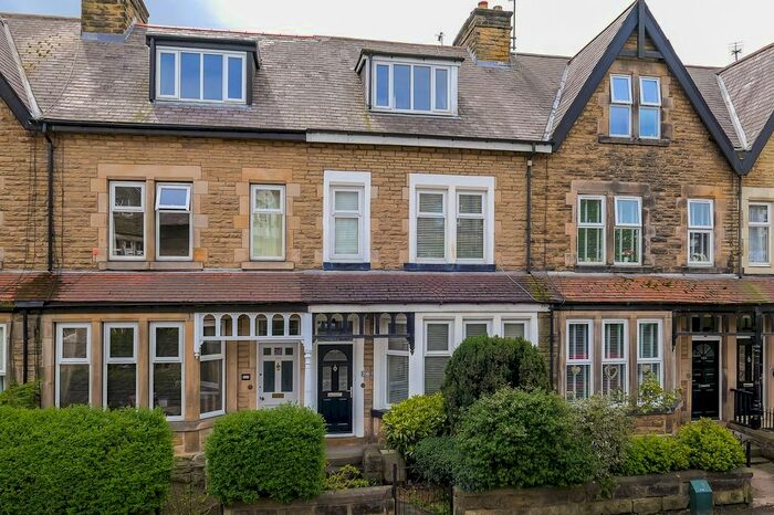 5 Bedroom Terraced House To Rent In Kings Road, Harrogate, HG1