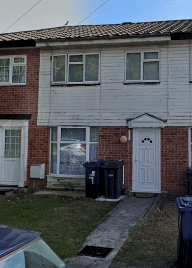 3 Bedroom Terraced House To Rent In Bixley Close, Southall, UB2