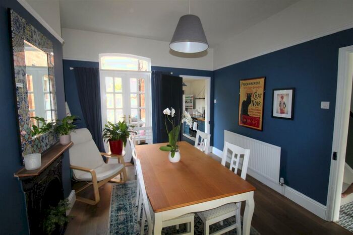 3 Bedroom House To Rent In Crown Street, Newark, NG24