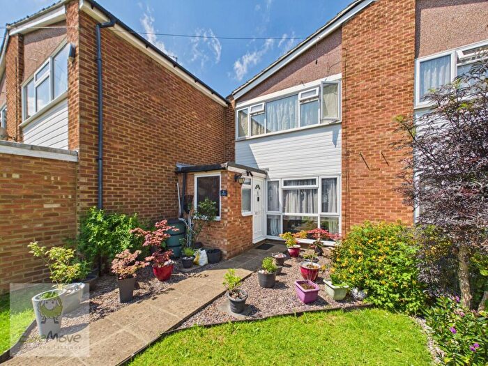 3 Bedroom Terraced House For Sale In Carlisle Close, Strood, Rochester, ME2
