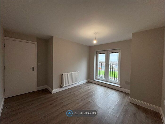 1 Bedroom Flat To Rent In Wimborne Road, Bournemouth, BH11