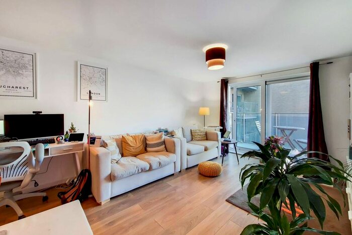 1 Bedroom Flat To Rent In Argyll Road, Woolwich, London SE18