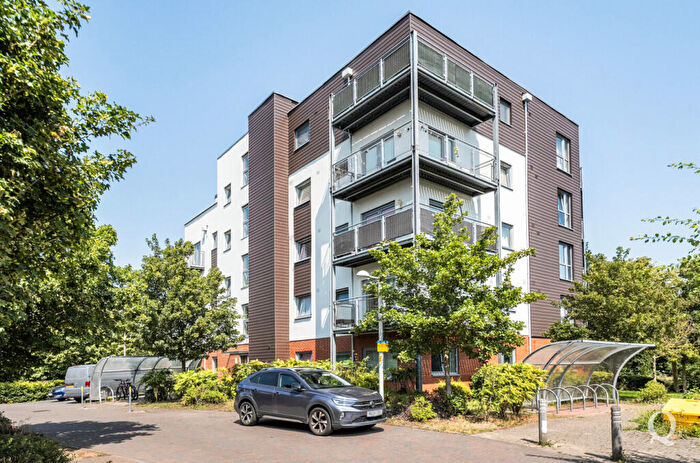 2 Bedroom Apartment For Sale In Vickers Lane, Dartford, Kent, DA1