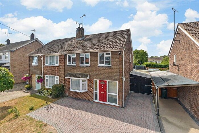 3 Bedroom Semi-Detached House For Sale In Hythe Road, Willesborough, Ashford, Kent, TN24