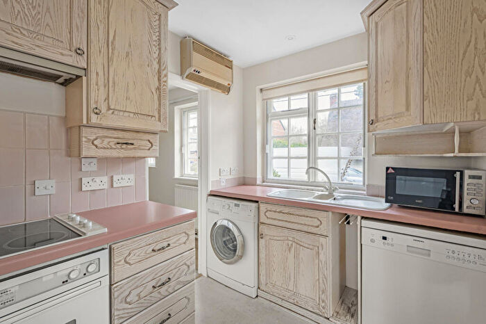 3 Bedroom Bungalow For Sale In Brightwell Street, Brightwell Cum Sotwell, OX10