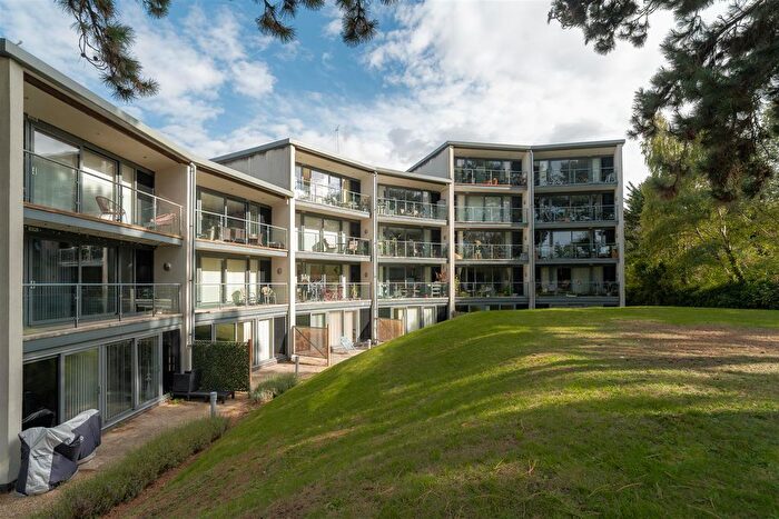 1 Bedroom Flat To Rent In The Crescent, Cheltenham, GL51