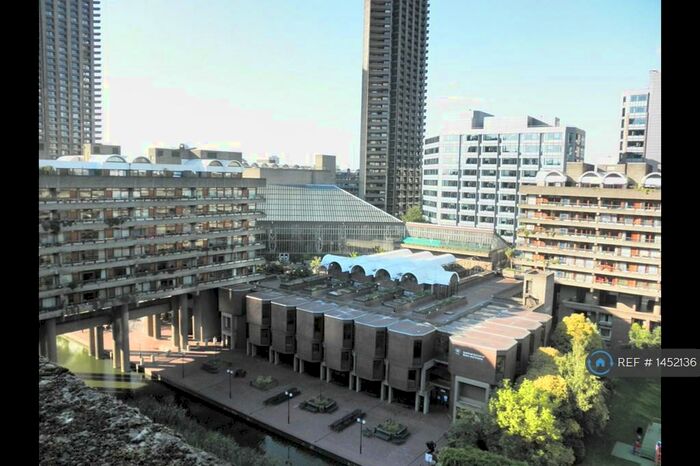 1 Bedroom Penthouse To Rent In Barbican, City Of London, EC2Y