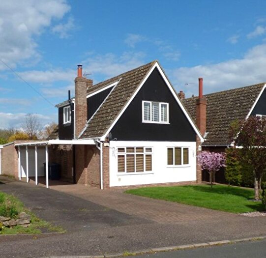 4 Bedroom Chalet For Sale In Woodfield Avenue, Bury., PE26