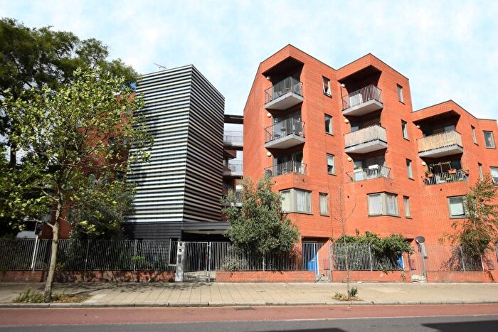 1 Bedroom Flat To Rent In Coldharbour Lane Camberwell, SE5