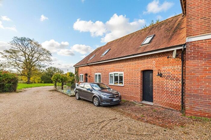 3 Bedroom Semi-Detached House To Rent In The Mount, Ifield, Crawley, West Sussex, RH11