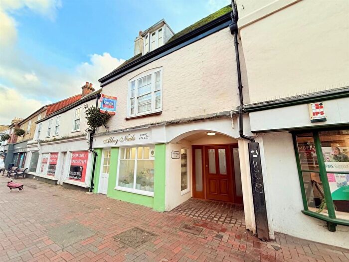 1 Bedroom Flat For Sale In Sun Street, Waltham Abbey, EN9