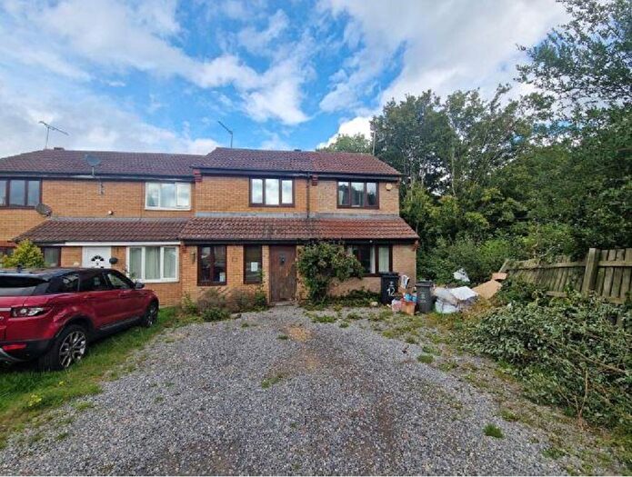 4 Bedroom End Terrace House For Sale In Lumley Close, Grange Park, Swindon, SN5