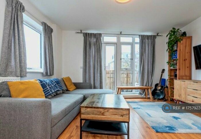 1 Bedroom Flat To Rent In Shaftesbury Ave, South Harrow, HA2