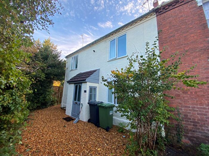 1 Bedroom Flat To Rent In Yew Tree Road, Kidderminster, DY10