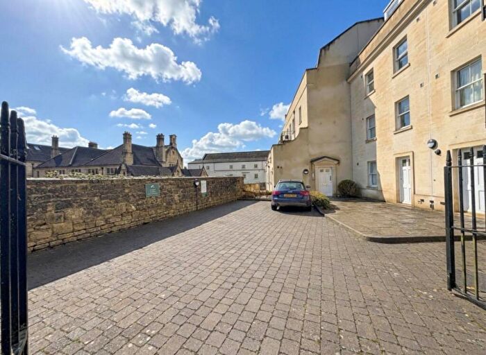 2 Bedroom Apartment To Rent In Walcot Street, Bath, BA1