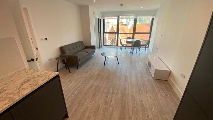 1 Bedroom Flat To Rent In London Square, Pearson Building, Station Road, Croydon, CR0