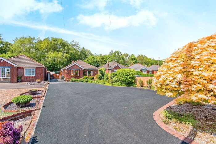 3 Bedroom Detached Bungalow For Sale In Horncastle Road, Boston, PE21