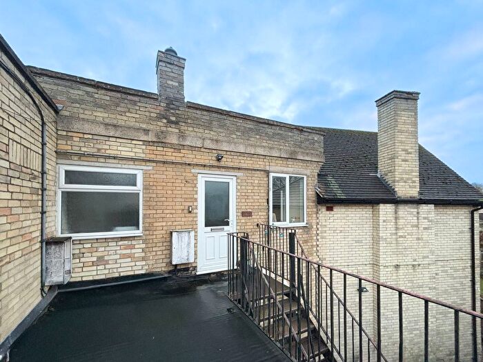 2 Bedroom Flat To Rent In Milton Road, Cambridge, CB4