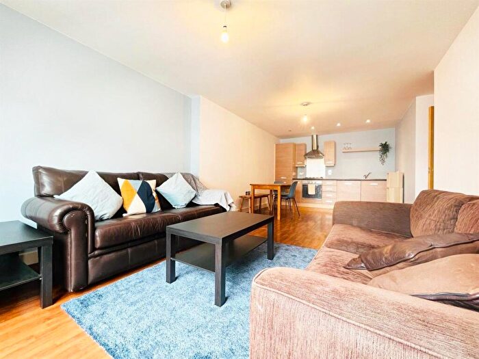 2 Bedroom Apartment To Rent In Voyager, Sherborne Street, B16