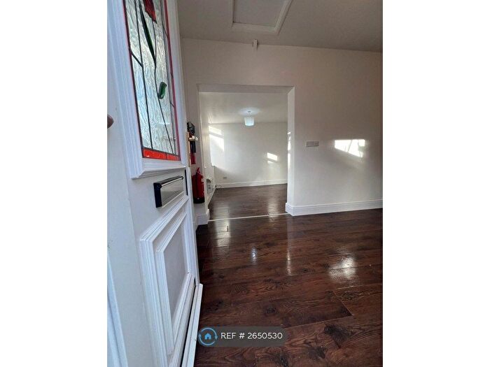 1 Bedroom Flat To Rent In Compton Road, Leicester, LE3