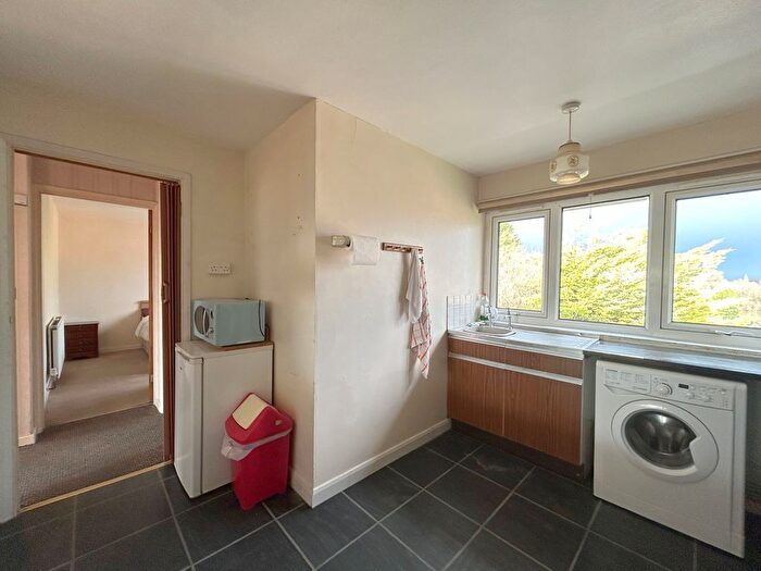 2 Bedroom Flat For Sale In Queens Road, Priors Park, Tewkesbury, GL20