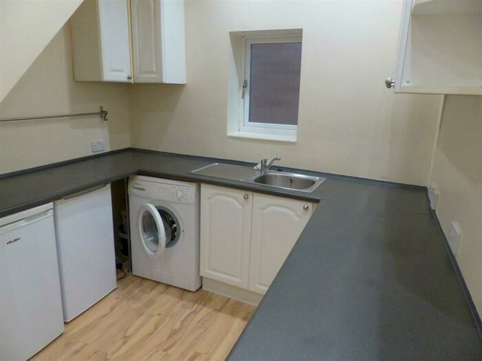 2 Bedroom Apartment To Rent In Pershore Road, Kings Norton, Birmingham, B30