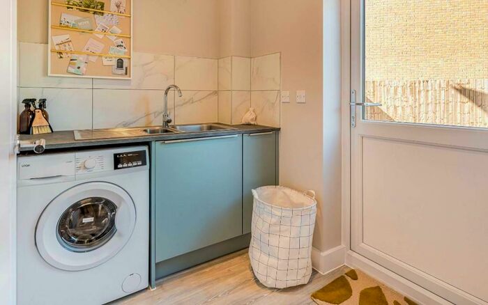 4 Bedroom Detached House For Sale In Buxton Road, Old Catton, Norfolk, NR6