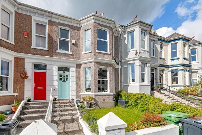 4 Bedroom Terraced House For Sale In Wesley Avenue, Peverell, Plymouth, PL3