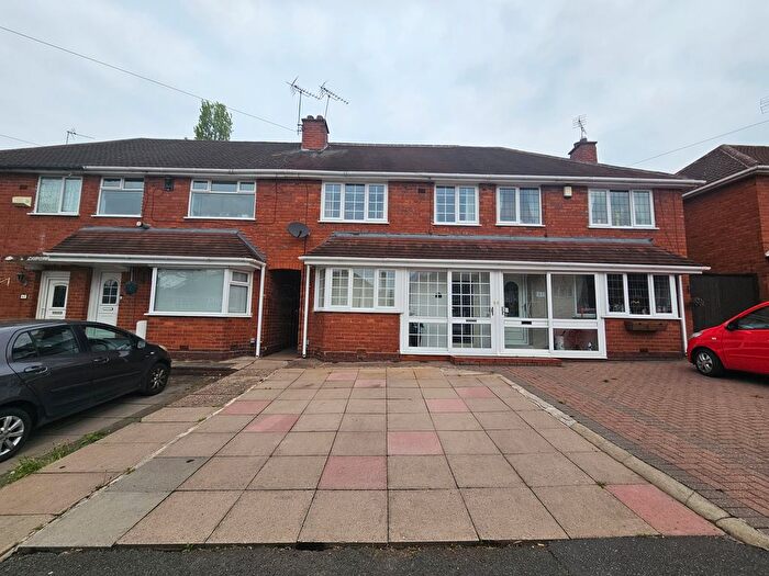 3 Bedroom Property To Rent In Tyndale Crescent, Birmingham, B43