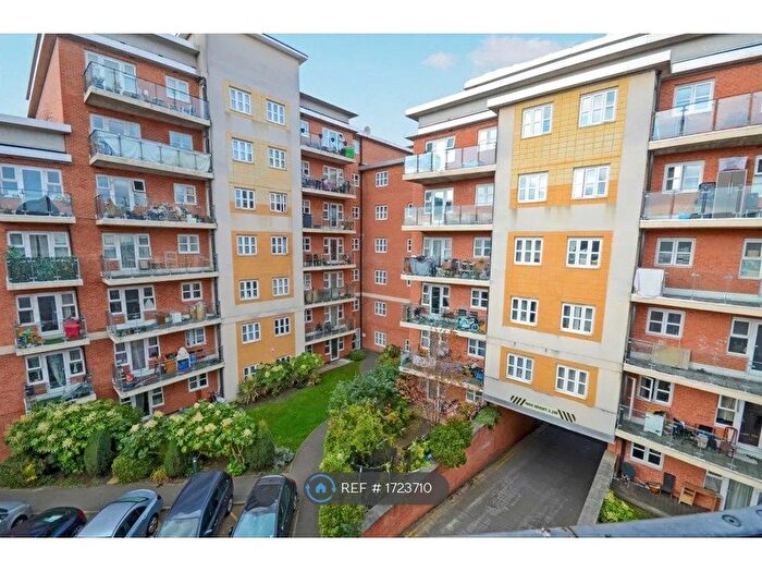 2 Bedroom Flat To Rent In Stanley Road, Harrow, HA2