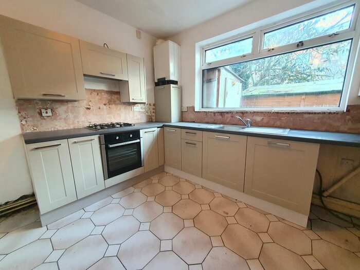 4 Bedroom Terraced House To Rent In Russell Avenue, Wood Green N22